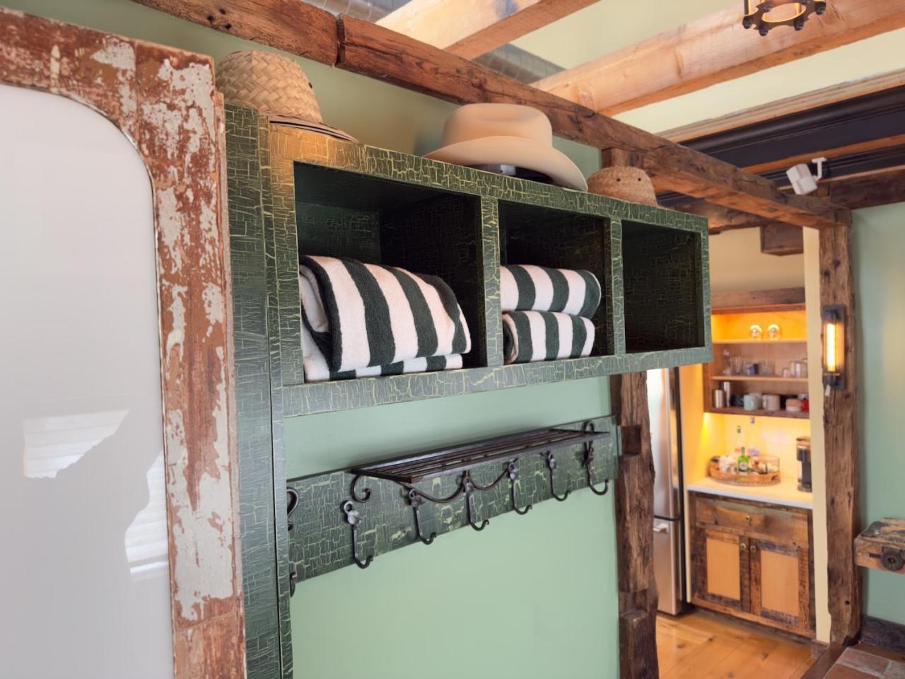 Magical Post And Beam Loft Downtown Newport! Hotell Eksteriør bilde