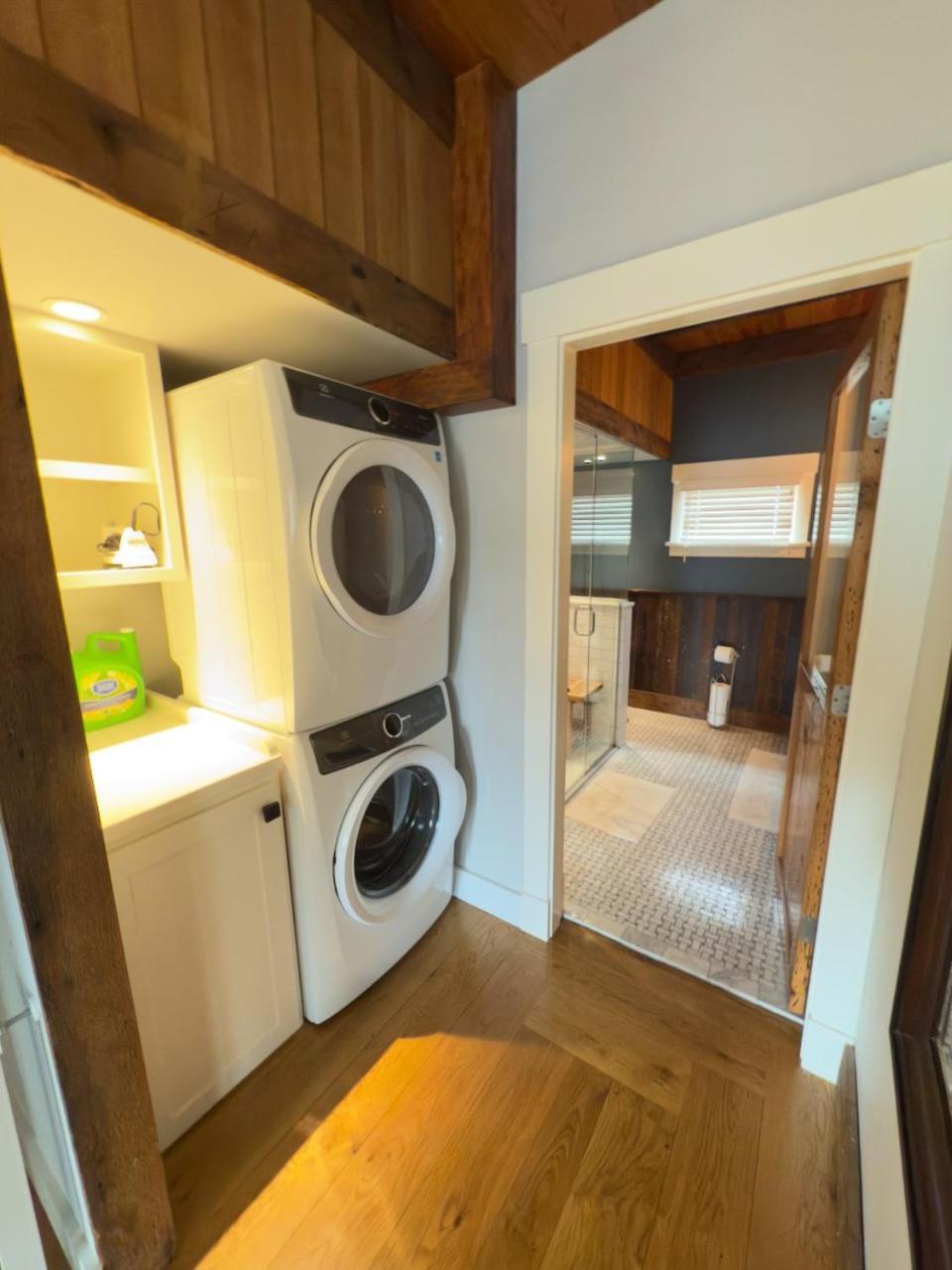 Magical Post And Beam Loft Downtown Newport! Hotell Eksteriør bilde