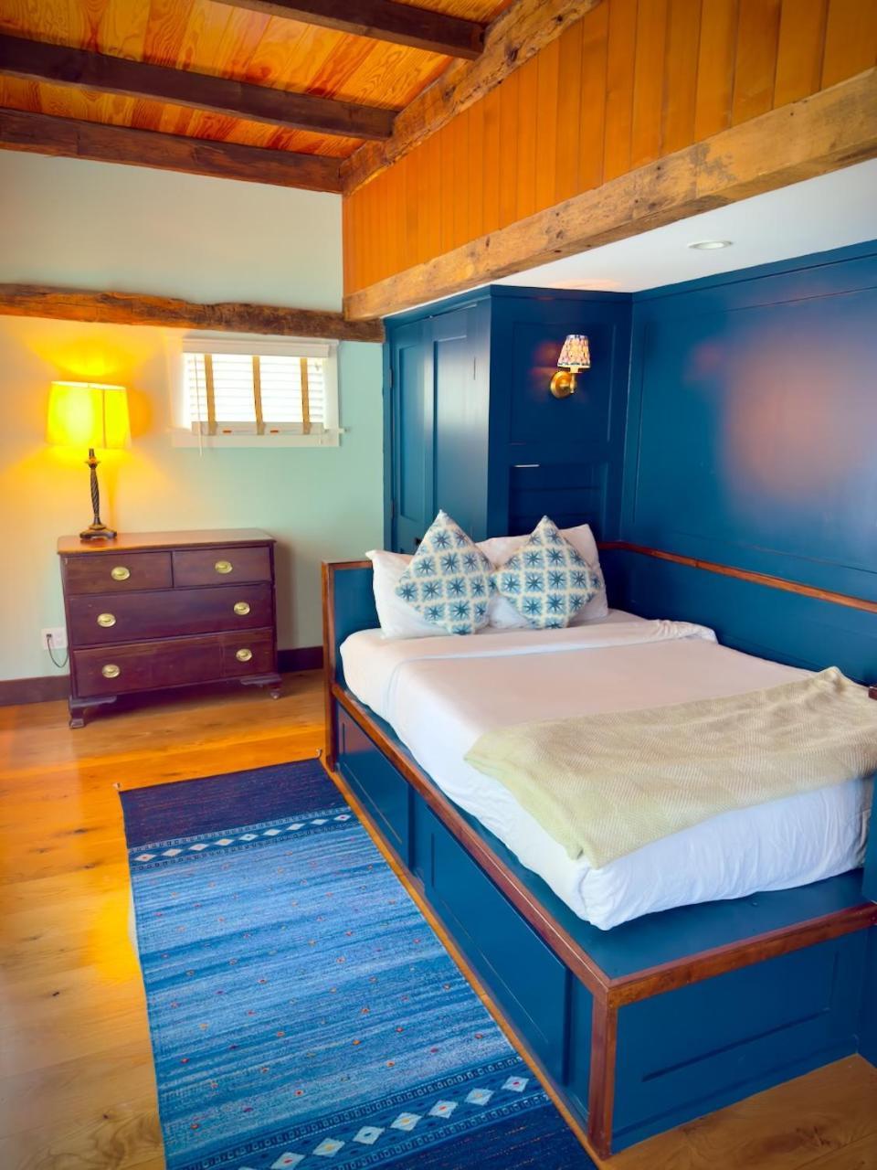 Magical Post And Beam Loft Downtown Newport! Hotell Eksteriør bilde