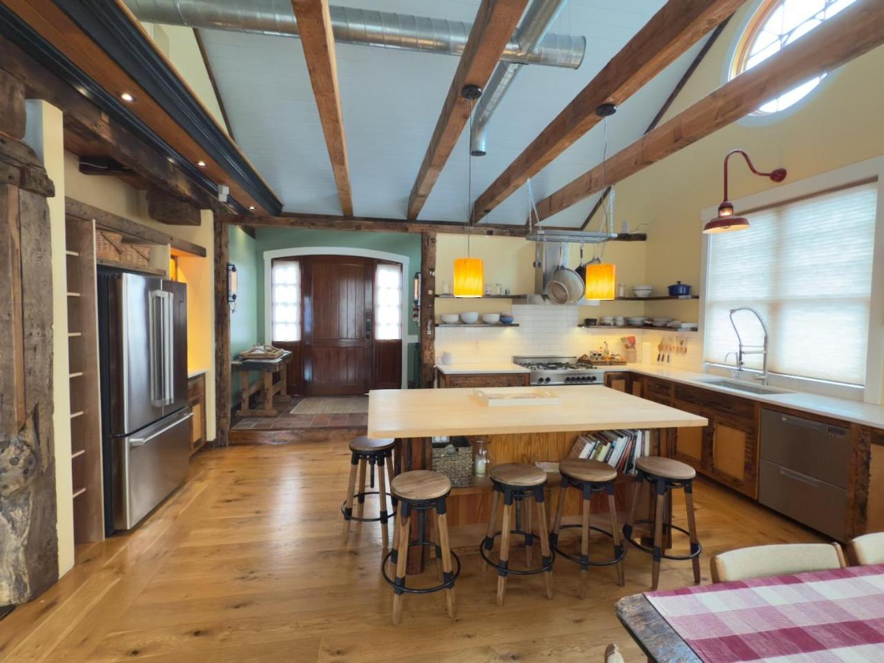 Magical Post And Beam Loft Downtown Newport! Hotell Eksteriør bilde